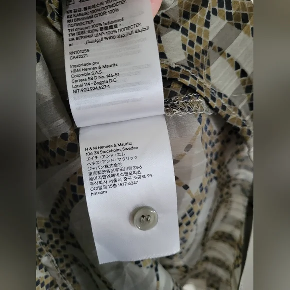 RICHARD ALLEN X H&M collab flowy chiffon satin printed shirt with stand collar - Picture 9 of 11